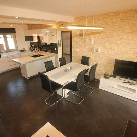 Apartment Martina Crikvenica Exteriör bild