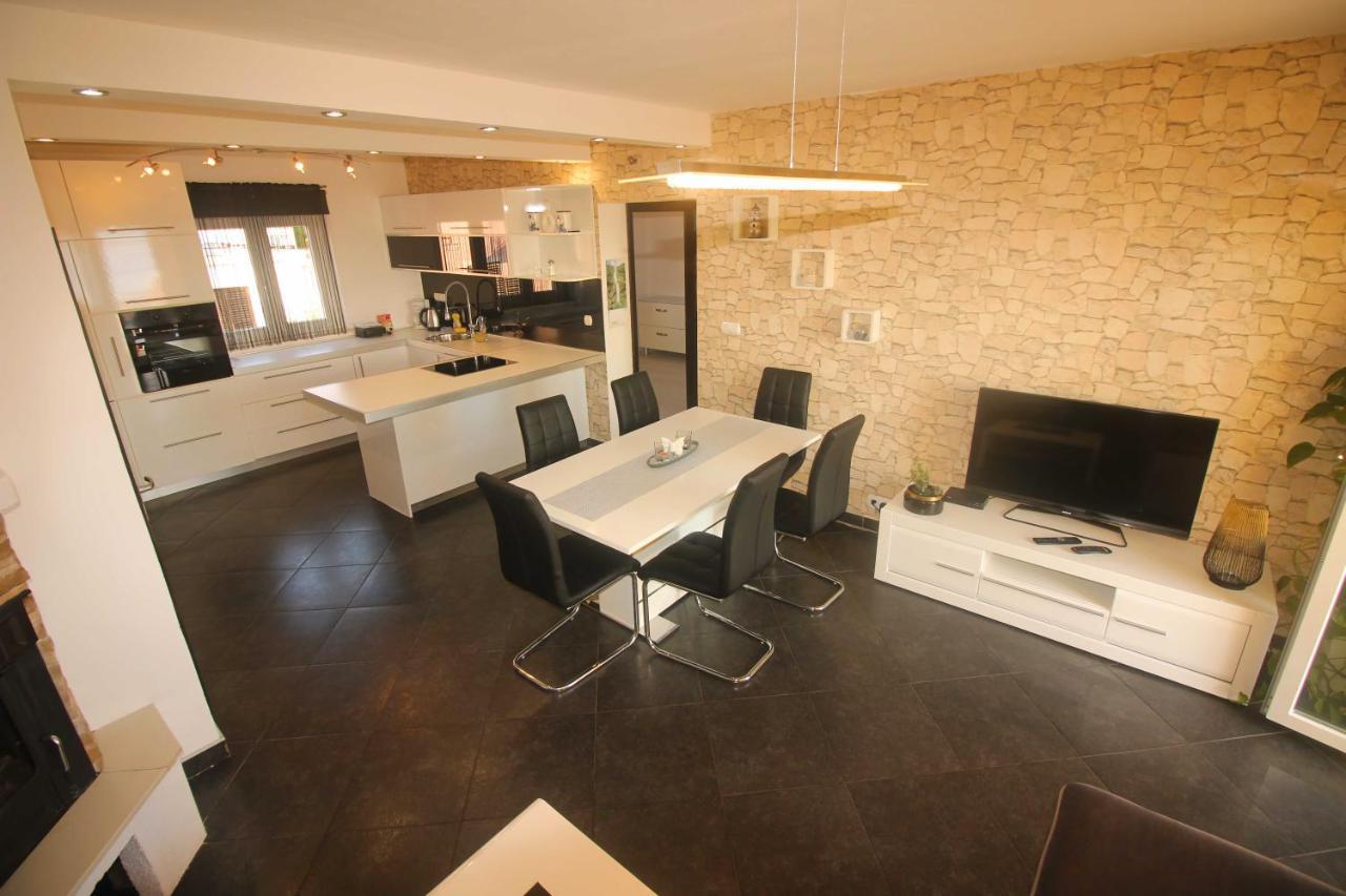 Apartment Martina Crikvenica Exteriör bild
