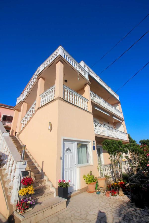 Apartment Martina Crikvenica Exteriör bild
